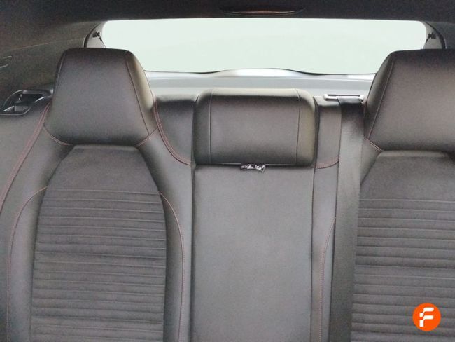 Foto del MERCEDES Clase A A 180 BE AMG Line 7G-DCT