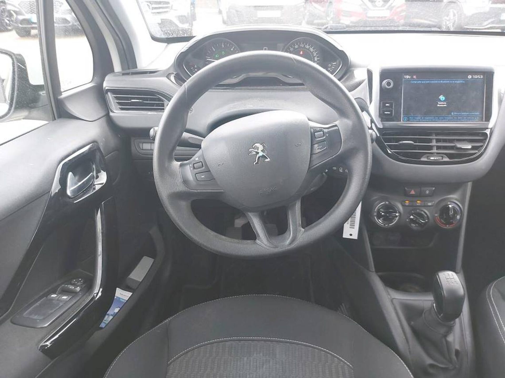 Imagen 3 de PEUGEOT 208