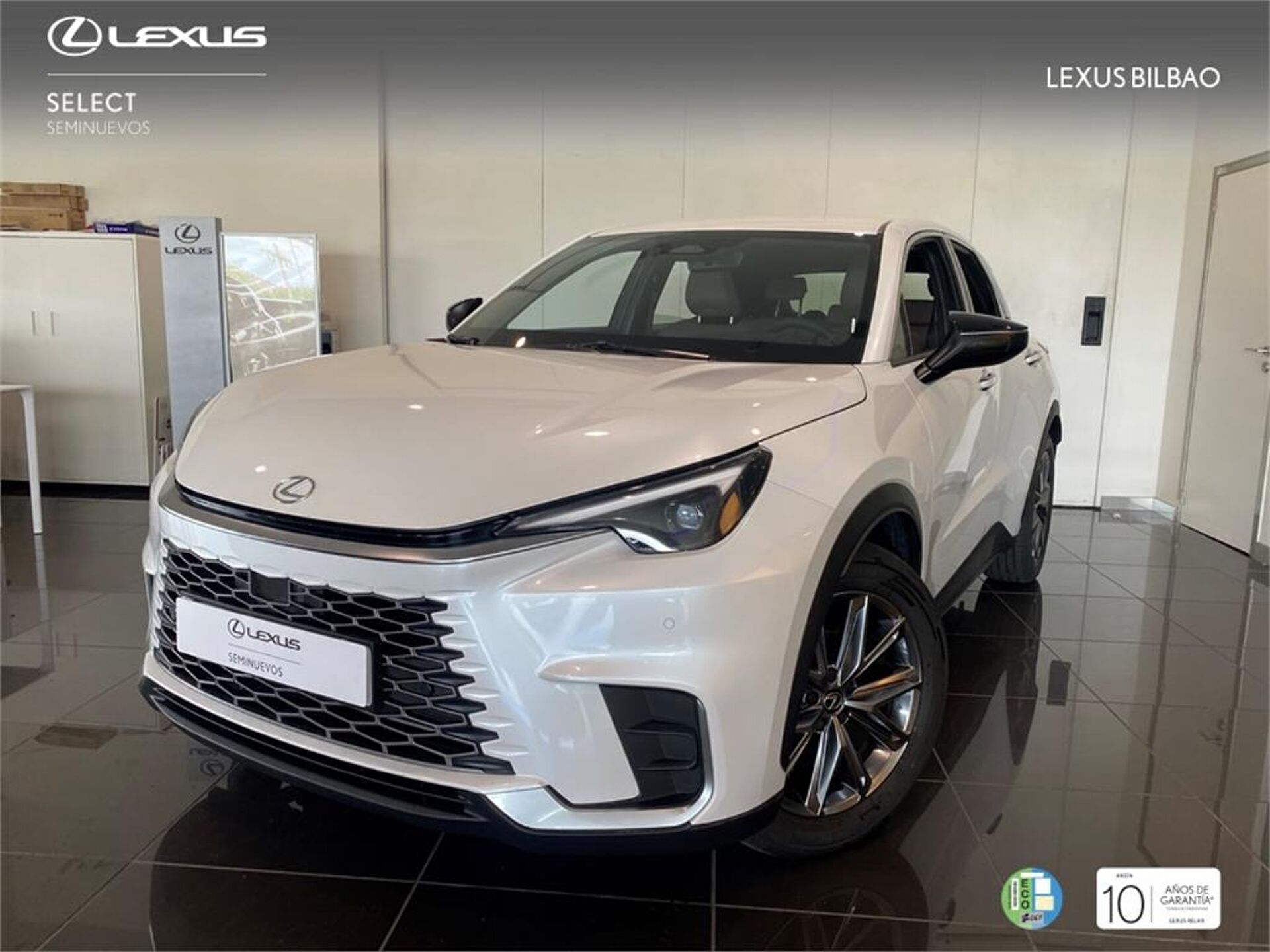 Imagen 1 de LEXUS LBX