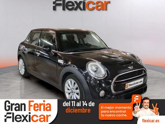 MINI Mini (MINI Cooper SD 5 puertas Automático) en Madrid