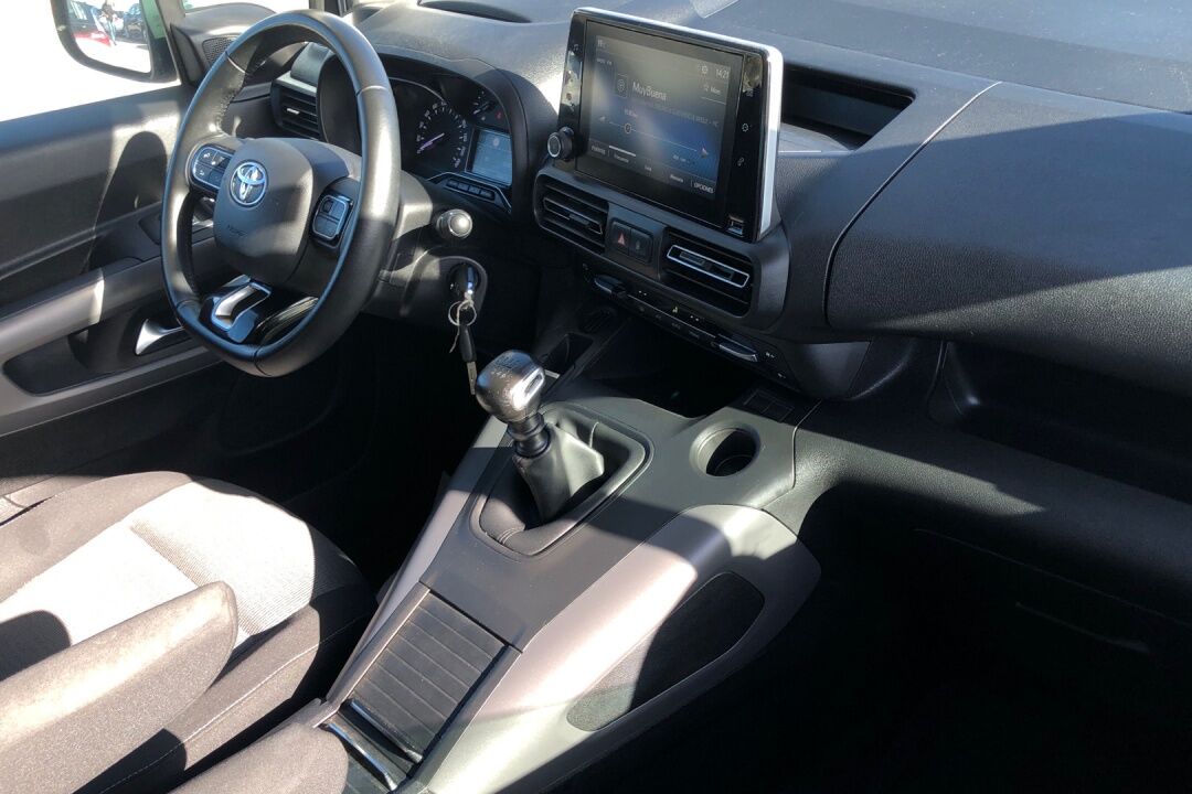 Foto del TOYOTA Proace City Verso Family L1 1.2 5pl. Active 110