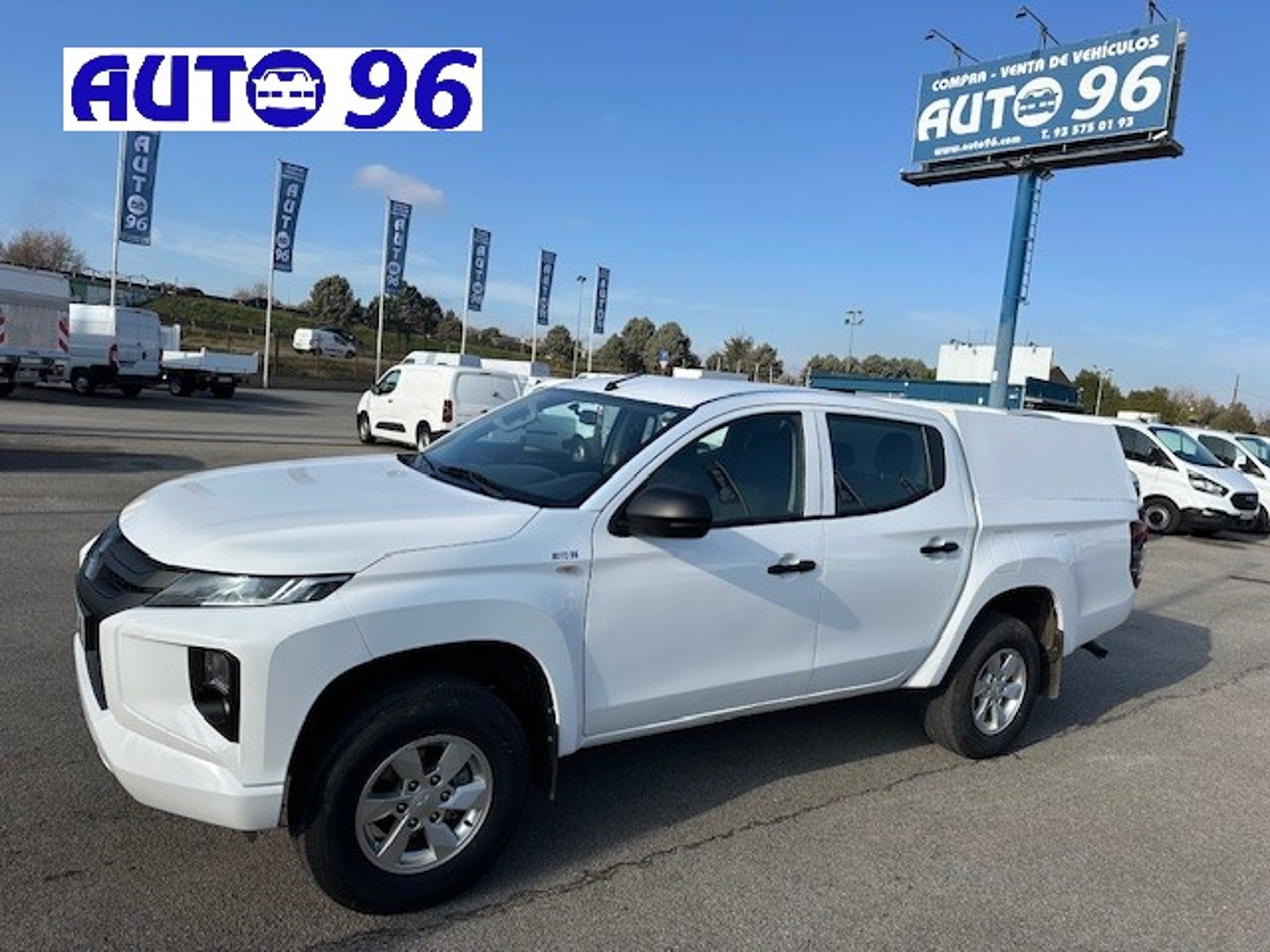 Imagen de MITSUBISHI L200