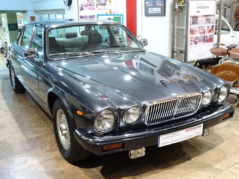 Foto del JAGUAR XJ 12 Sovereign