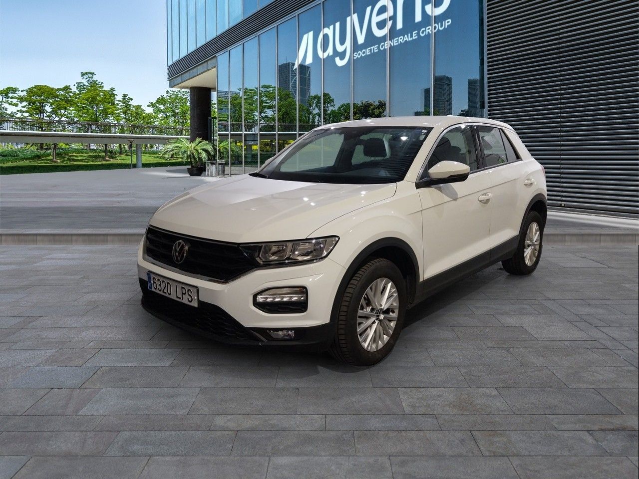 VOLKSWAGEN T-Roc (Edition 2.0 TDI 85 kW (115 CV)) en Madrid