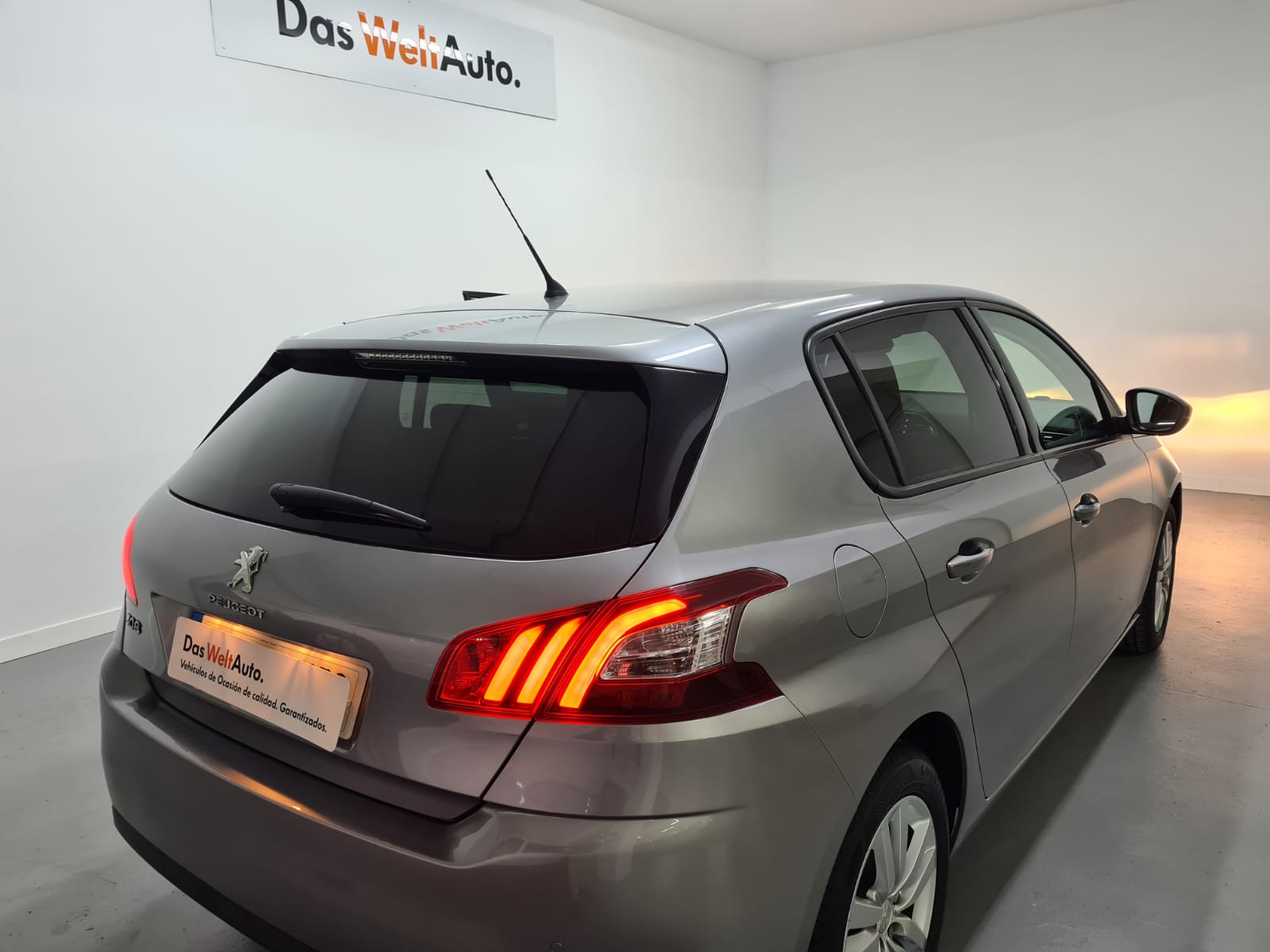 Foto del PEUGEOT 308 1.2 PureTech S&S Style 130