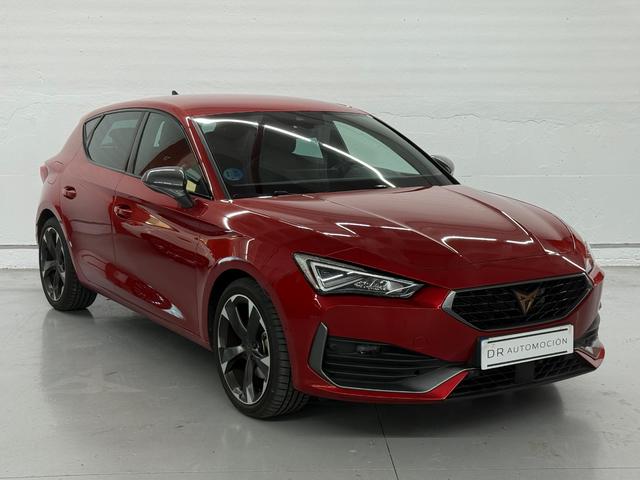 CUPRA León (1.5 eTSI Tech Edition DSG 110 kW (150 CV)) en Barcelona