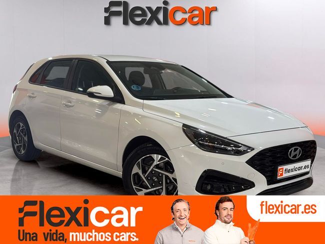 HYUNDAI i30 (1.0 TGDI 48V Klass) en Barcelona