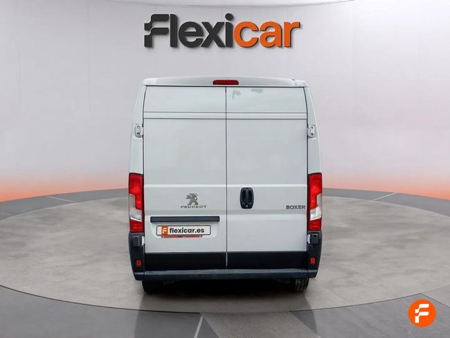 Foto del PEUGEOT Boxer Furgón 2.2BlueHDI 333 L2H2 S&S 120