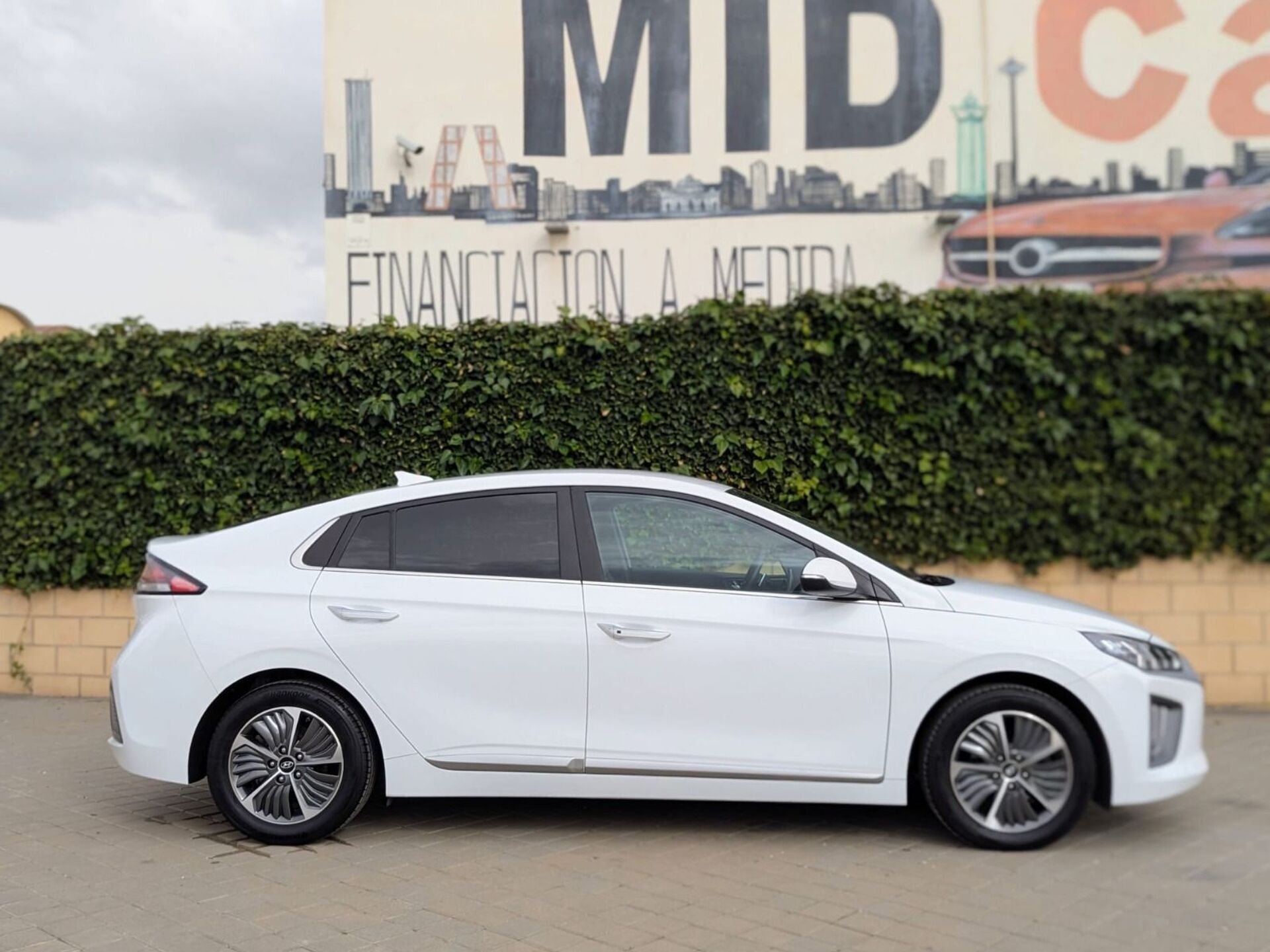 Imagen 2 de HYUNDAI Ioniq
