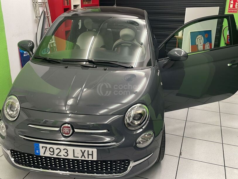 Foto del FIAT 500 C 1.0 Hybrid Dolcevita SS 52kW