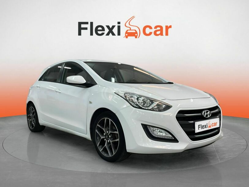 Foto del HYUNDAI i30 1.4 MPI BD Tecno 100