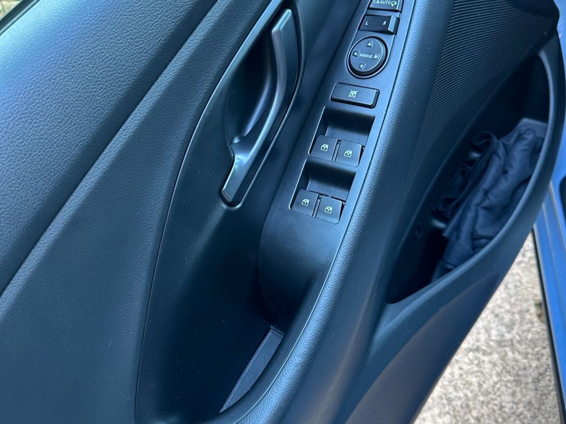 Imagen 2 de HYUNDAI i30