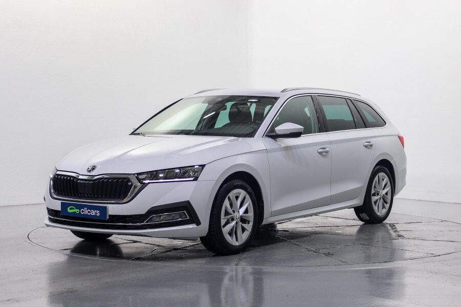 SKODA Octavia (Octavia Combi 1.0 TSI MHEV Selection DSG 81kW) en Madrid
