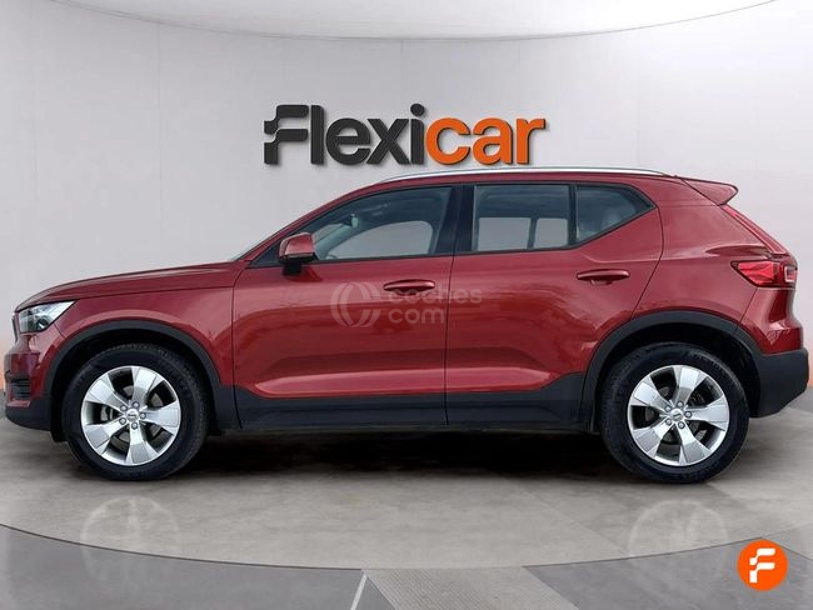 Foto del VOLVO XC40 T3 Momentum Aut.