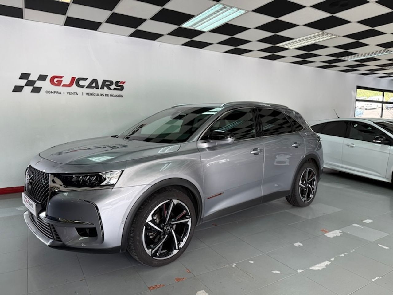 DS DS 7 Crossback (BlueHDi 132 kW EAT8 La Première) en Asturias