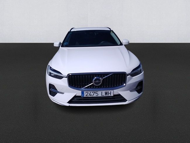 Foto del VOLVO XC60 B4 Momentum Pro FWD Aut.