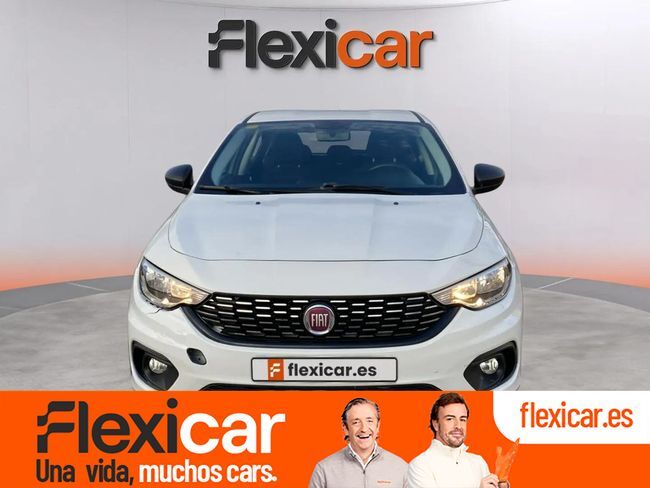 FIAT Tipo (1.6 Lounge 88kW (120CV) diesel Mjet 5p.) en Madrid