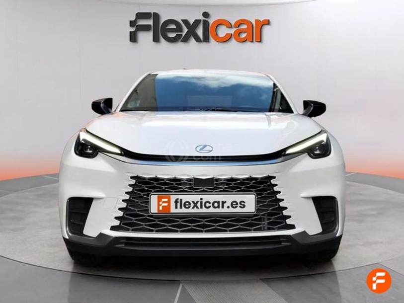 Foto del LEXUS LBX Elegant+