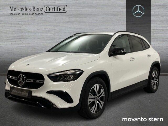 MERCEDES Clase GLA (200 120 kW (163 CV)) en Barcelona