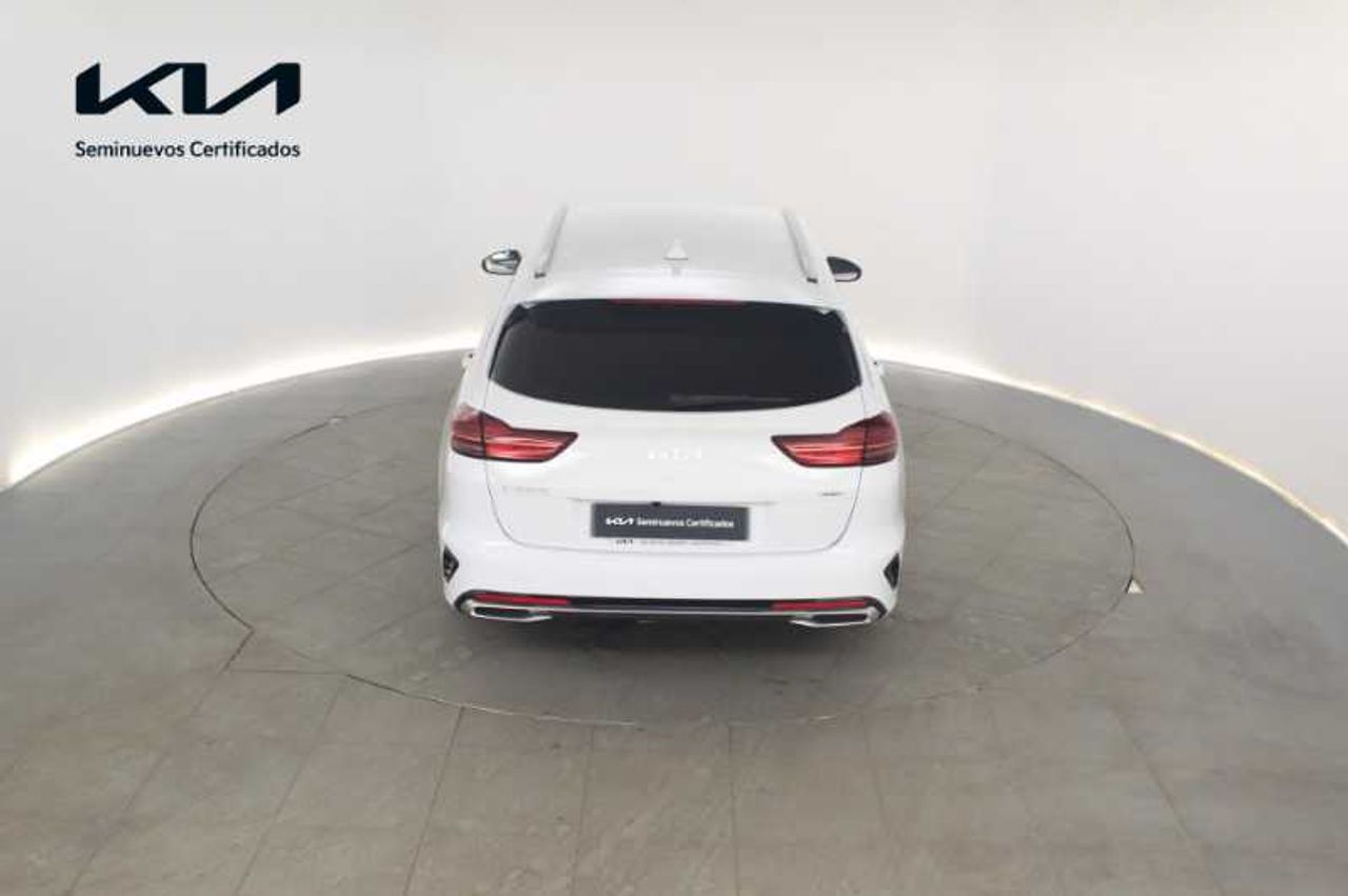 Foto del KIA Ceed Tourer 1.6 PHEV eDrive Aut.