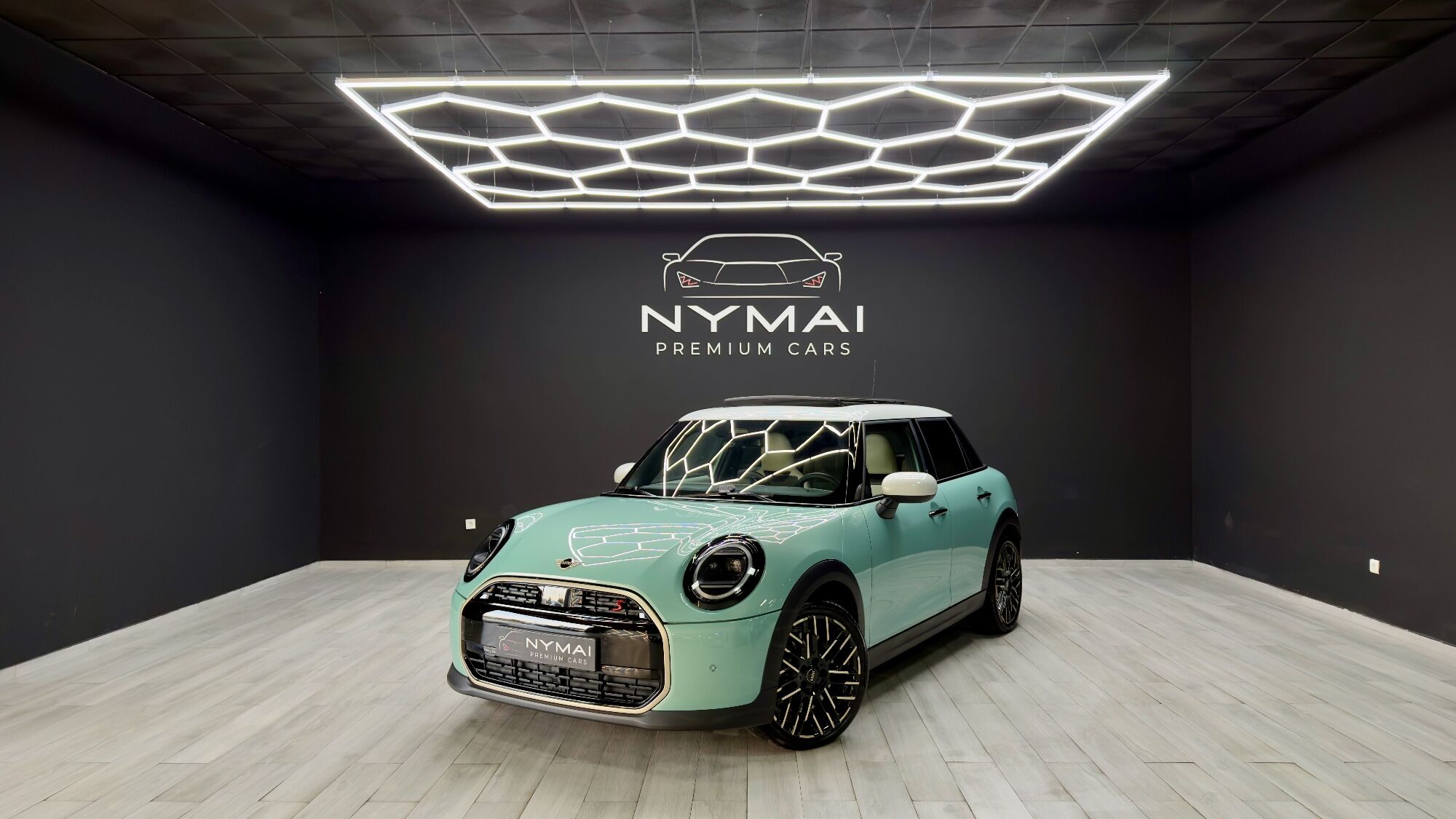 Foto del MINI Mini Cooper 5 puertas C Classic Aut.