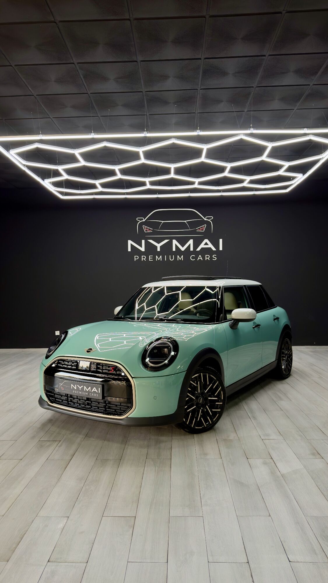 Foto del MINI Mini Cooper 5 puertas C Classic Aut.