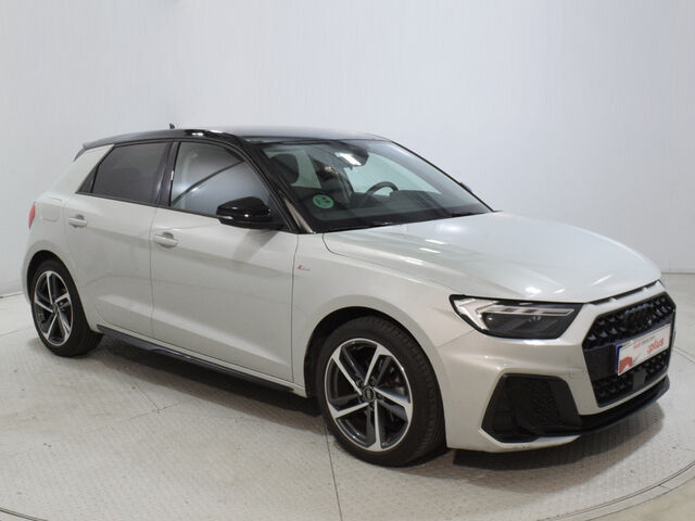 AUDI A1 (Adrenalin Black edition 30 TFSI 85 kW (116 CV)) en León