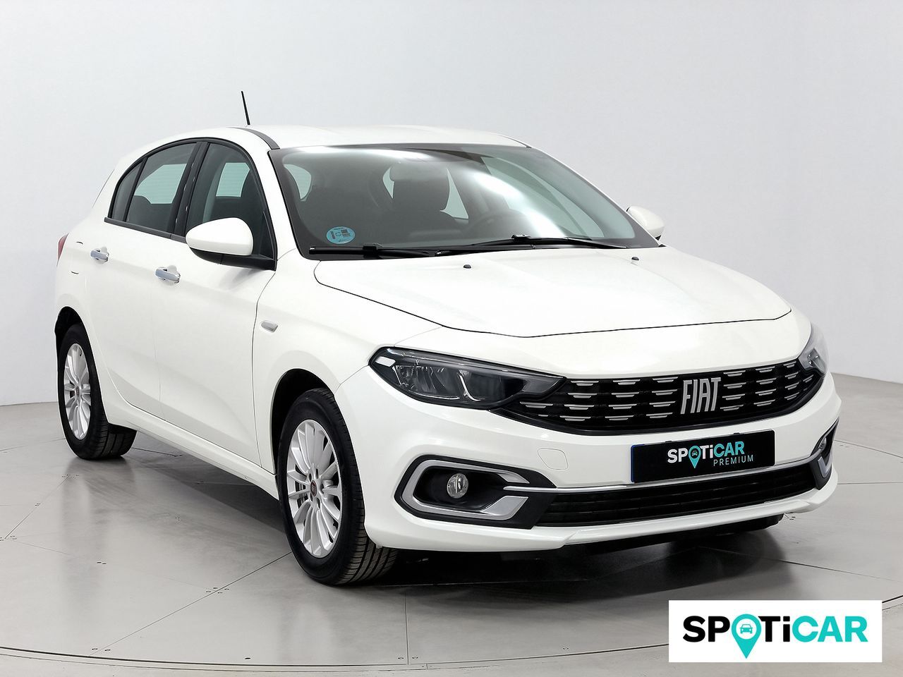 FIAT Tipo (HB Life 1.0 73kW (100CV)) en Barcelona