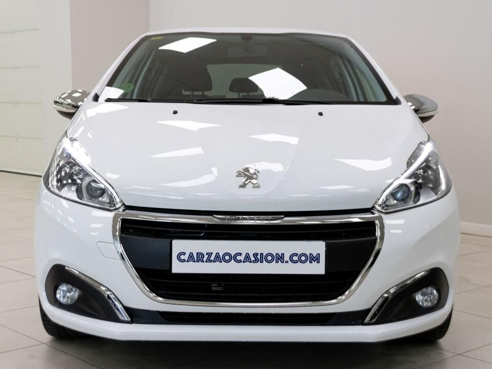 Foto del PEUGEOT 208 1.2 PureTech Style 82