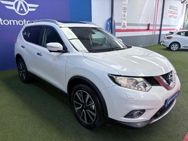 NISSAN X-Trail (XTRONIC N-CONECTA) en Málaga