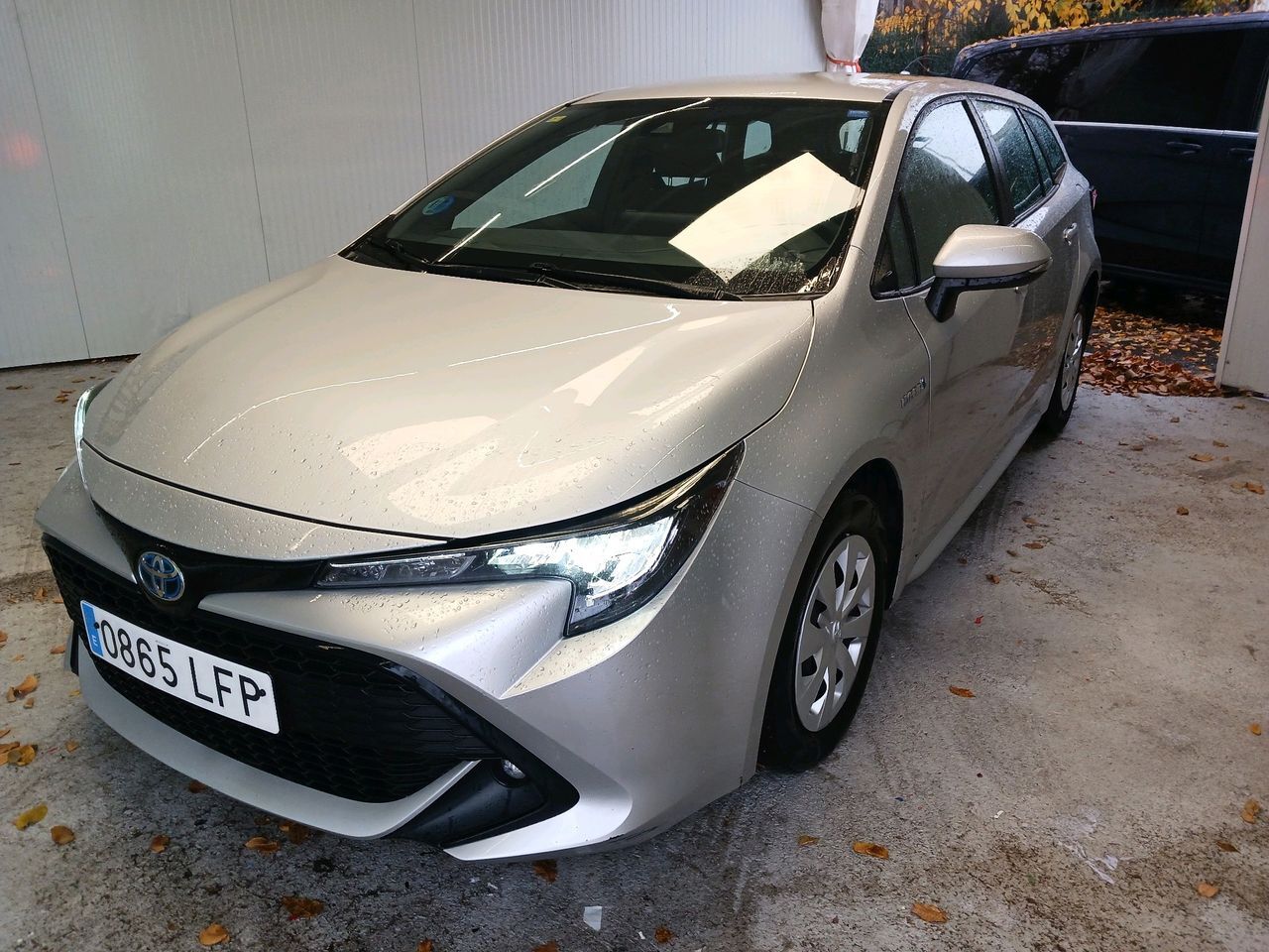 TOYOTA Corolla (1.8 125H BUSINESS E-CVT TOURING SPORT) en Madrid