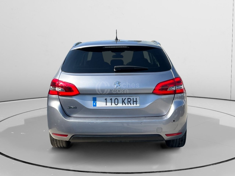Foto del PEUGEOT 308 SW 1.2 PureTech S&S Allure 130
