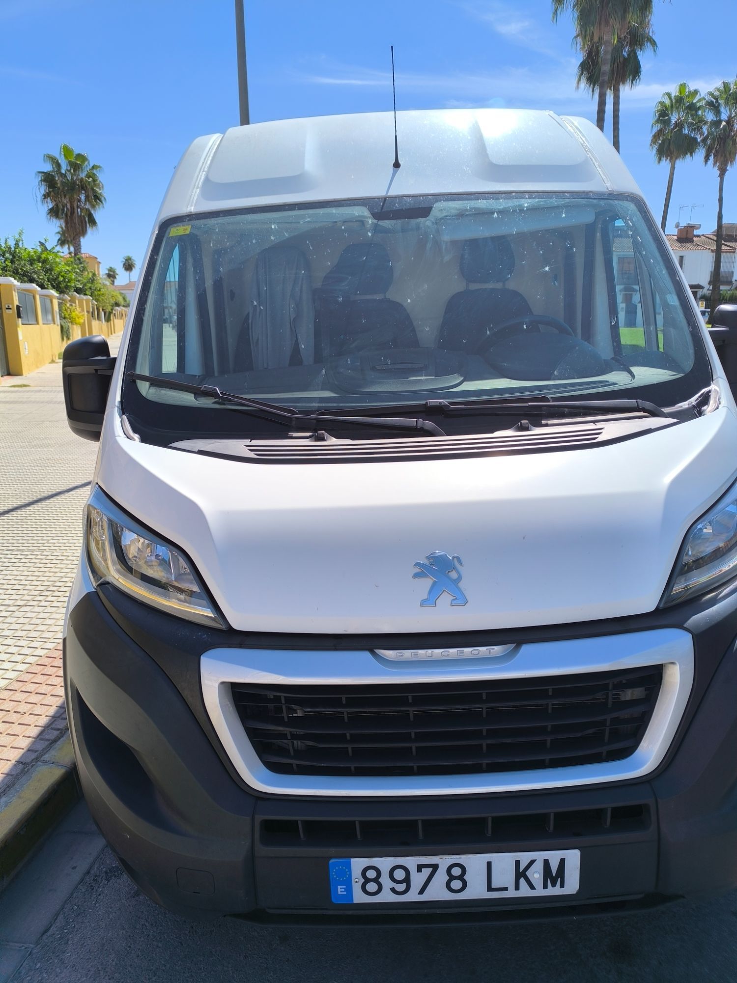 Foto del PEUGEOT Boxer Furgón 2.2BlueHDI 335 L3H2 Pack S&S 140