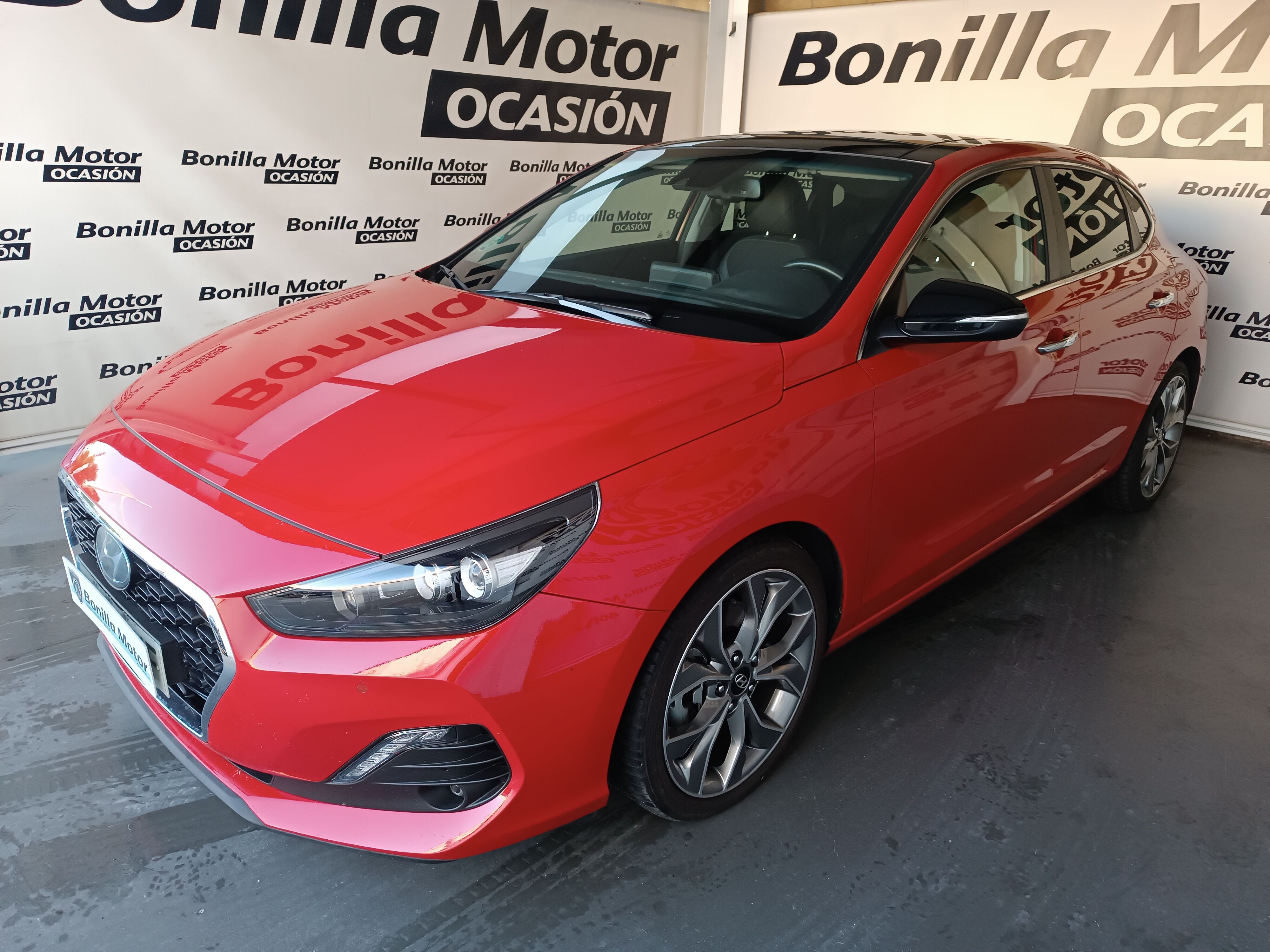 HYUNDAI i30 (1.4 TGDI STYLE FASTBACK DCT 140 5P) en Toledo