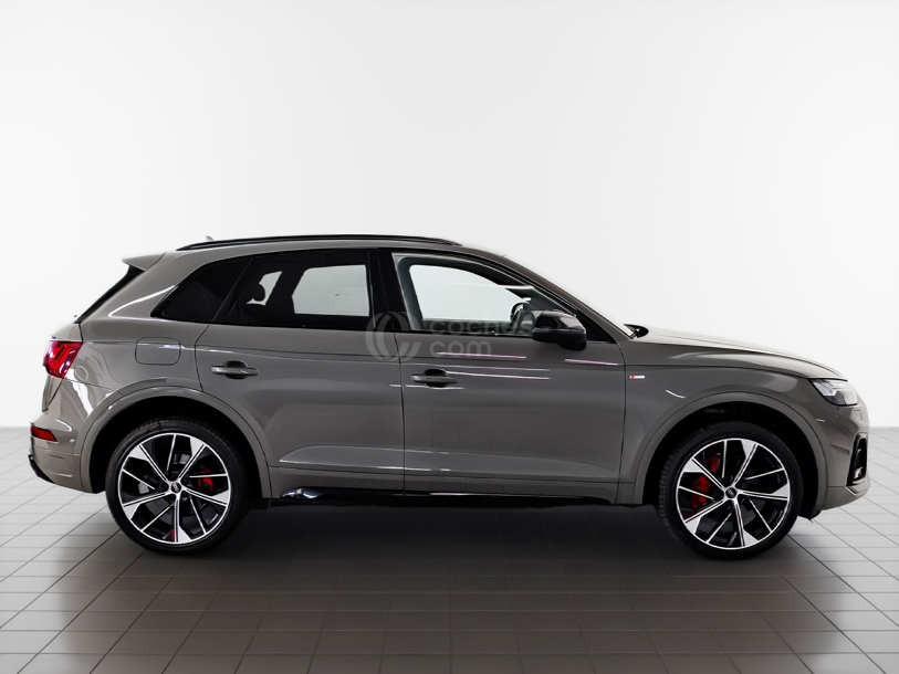 Foto del AUDI Q5 40 TDI quattro-ultra Black line S tronic 150kW