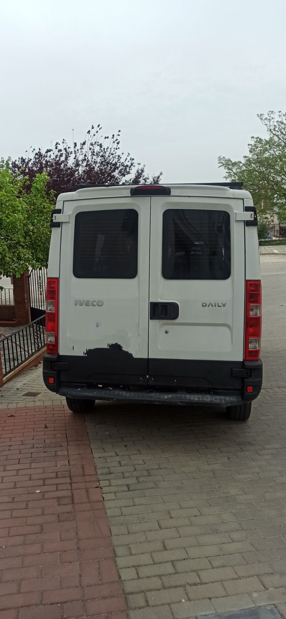 Foto del IVECO Daily Chasis Cabina 35S13 3000 126