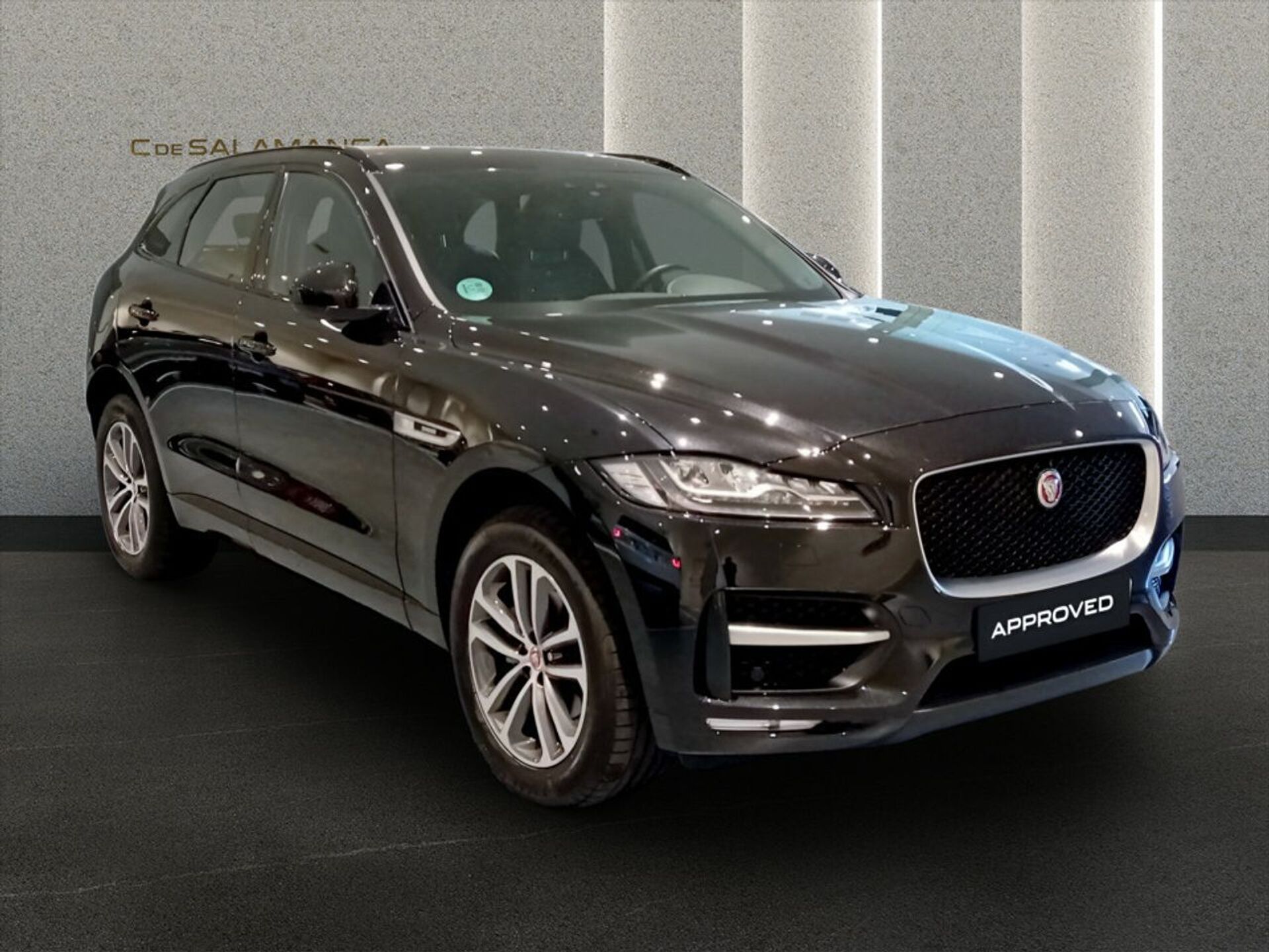 Imagen 2 de JAGUAR F-Pace