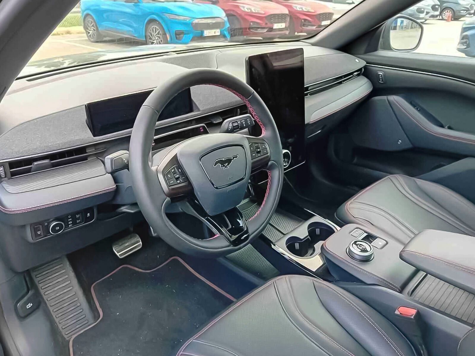 Foto del FORD Mustang Mach-E Premium AWD Rango extendido