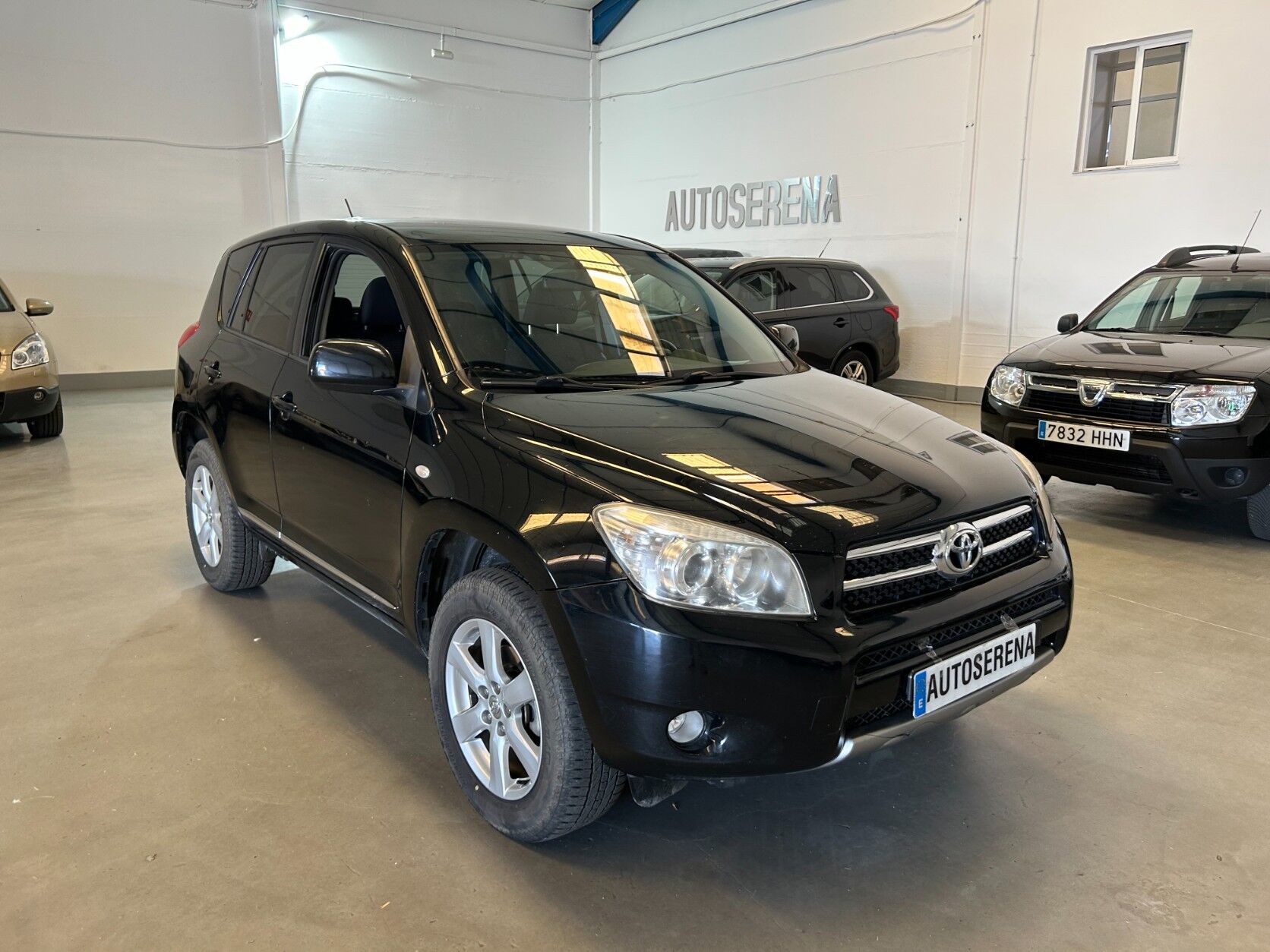 TOYOTA RAV-4 (2.2 D-4D Active 4x4) en Badajoz
