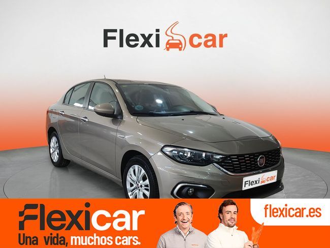 FIAT Tipo (1.4 16v Easy 70kW (95CV) gasolina 5p.) en Badajoz