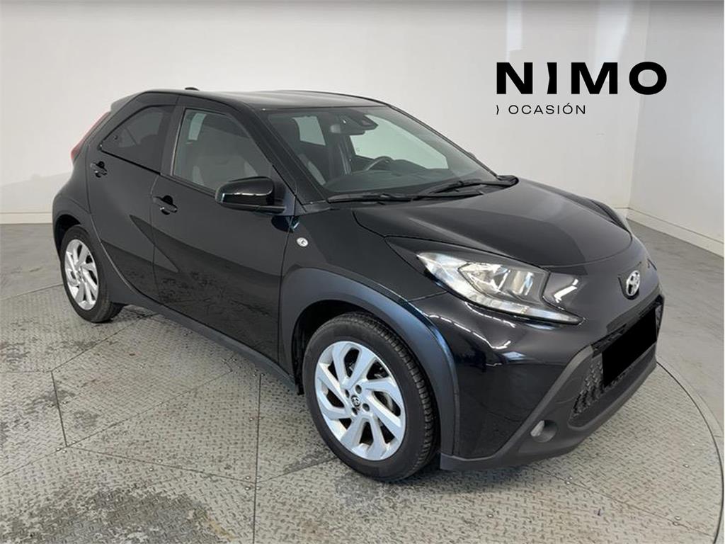 TOYOTA Aygo X Cross (1.0 VVT-I 72CV Play) en Sevilla