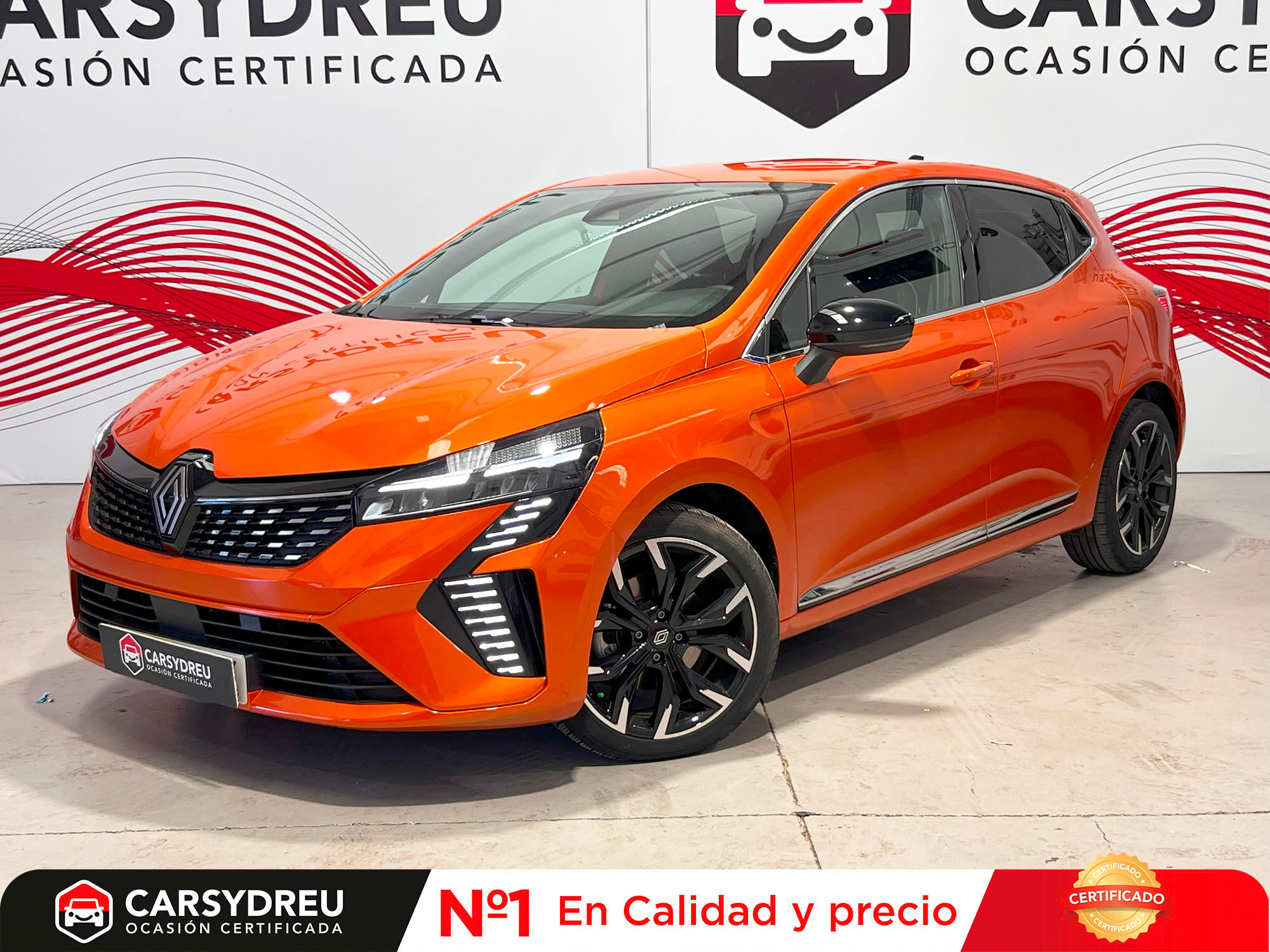RENAULT Clio (Techno E-Tech full hybrid 145 (103kw)) en Madrid