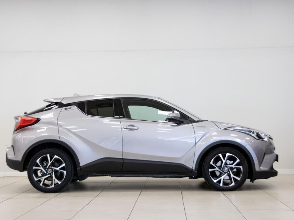 Foto del TOYOTA C-HR 125H Advance