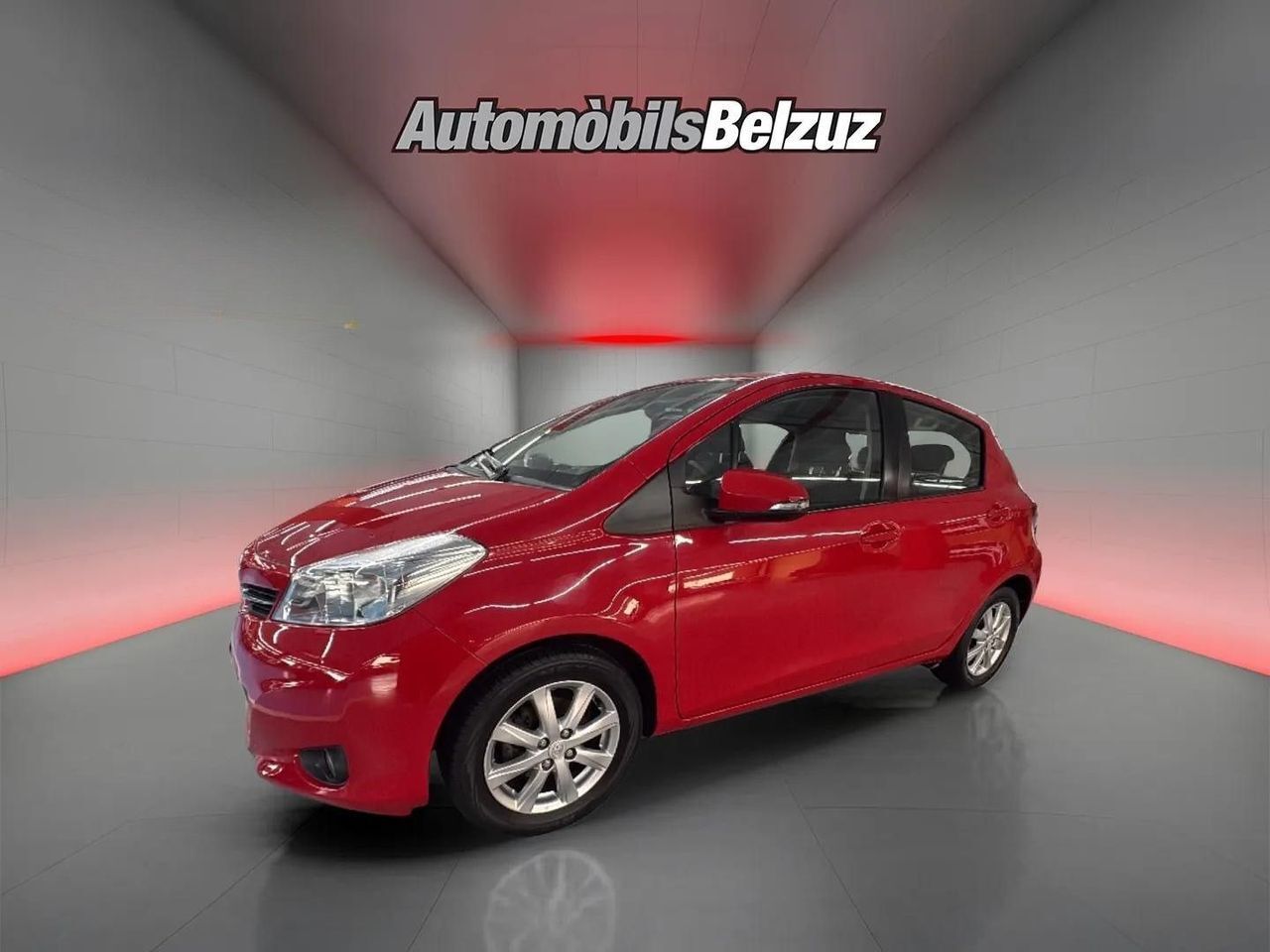 TOYOTA Yaris (1.0 City 51 kW (69 CV)) en Barcelona