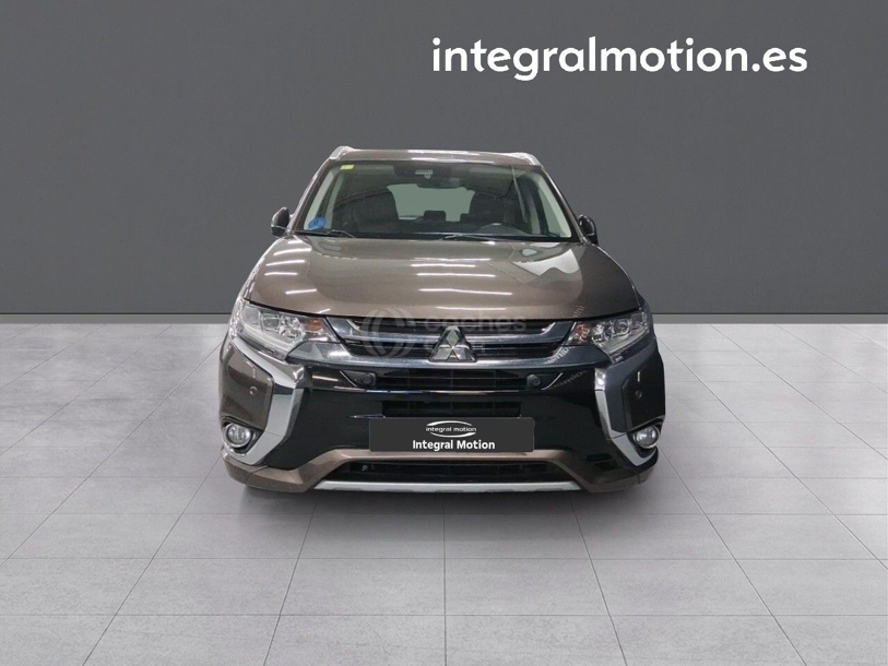 Foto del MITSUBISHI Outlander PHEV Kaiteki 4WD
