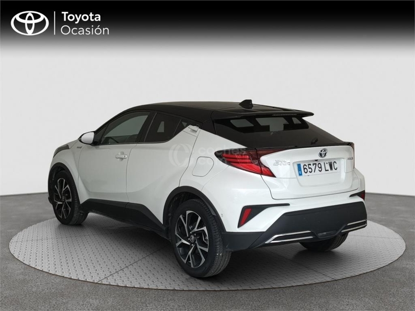 Foto del TOYOTA C-HR 180H Advance