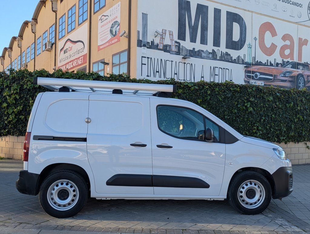 Foto del CITROEN Berlingo Van BlueHDi S&S Talla M Worker 100