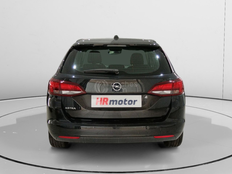 Foto del OPEL Astra 1.5D S-S Business Elegance Aut. 122