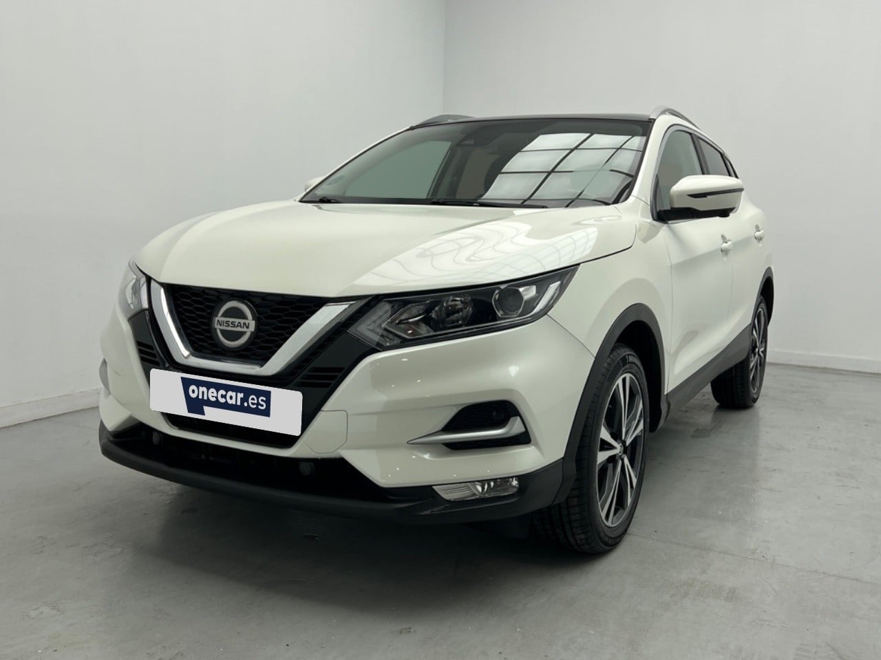 NISSAN Qashqai (1.3 DIG-T N-CONNECTA 140CV 5P) en Málaga