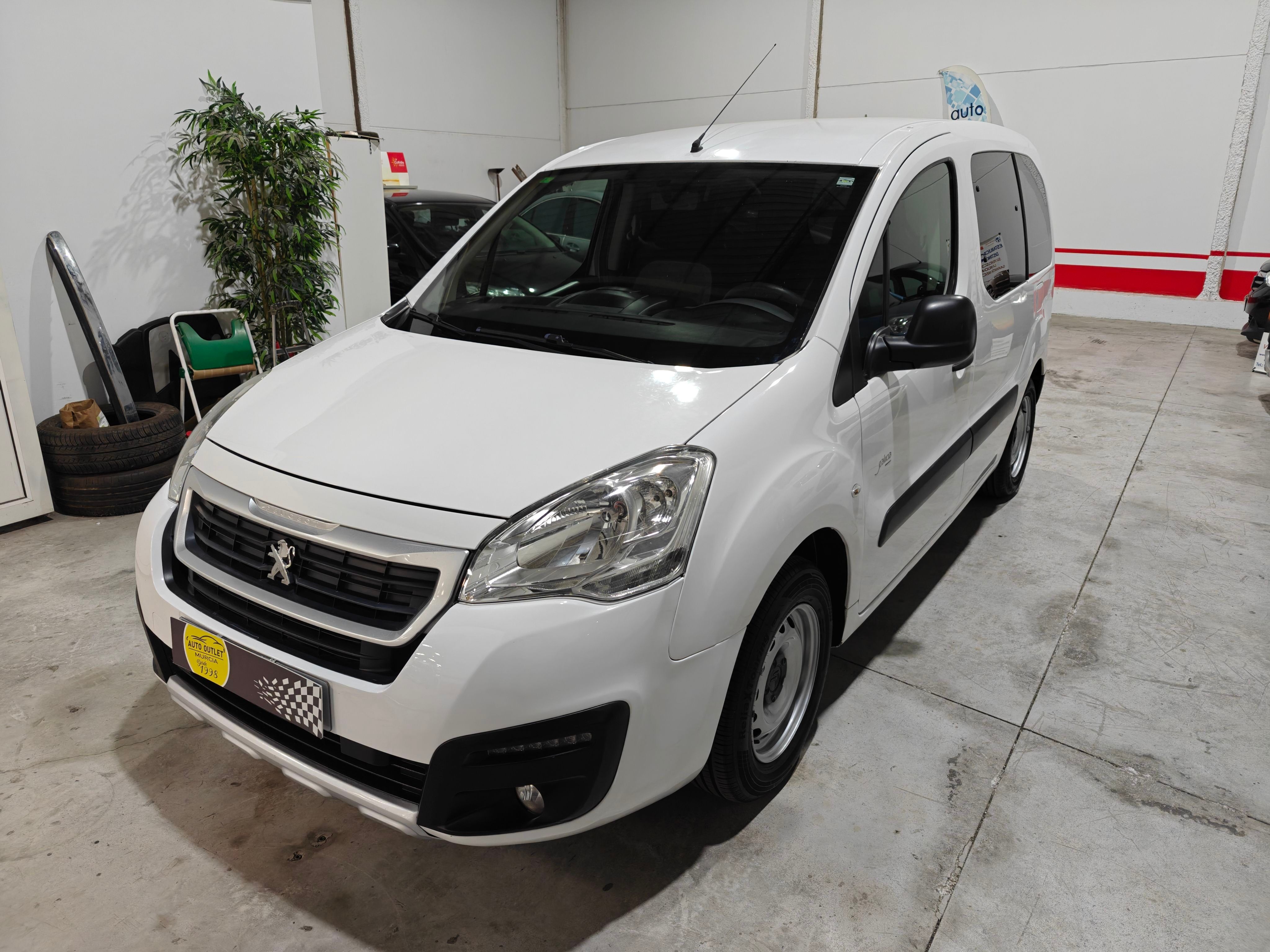 CITROEN Berlingo (Talla XL BlueHDi 100 LIVE) en Murcia